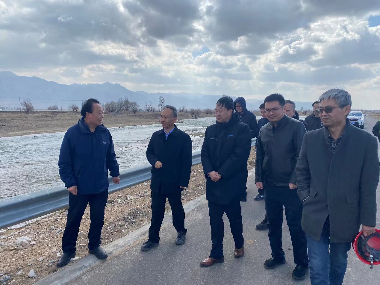 公司重要辅导一行赴韦德官方网站上游地域发展调研