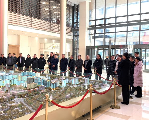 韦德官方网站投资公司携手怀来县赴金融街调研