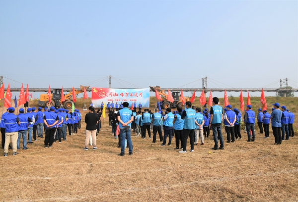 迎国庆、共爱卫、护碧水