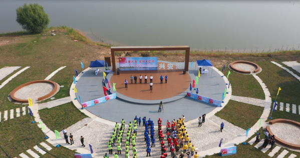 迎国庆、共爱卫、护碧水