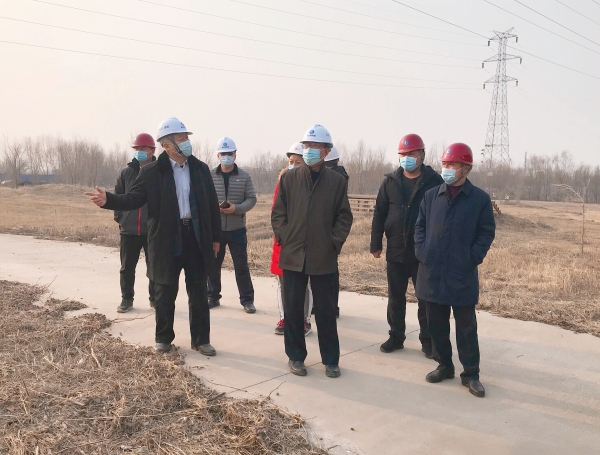 公司辅导赴韦德官方网站晓月生态建复工程项目工地发展节日慰问和安全查抄工作