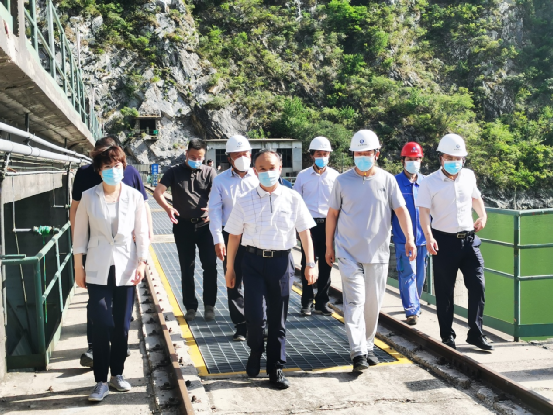 ��ͷ����ί��ǽ��͵��������Ӳ鳭�쵼��Ѵ����