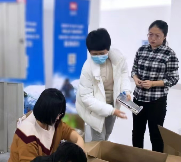 ������ ������