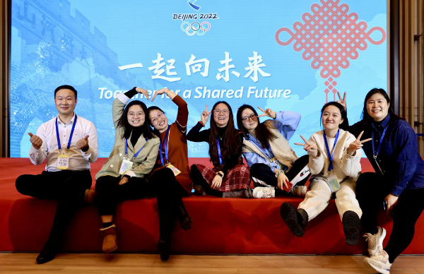 ������ ������