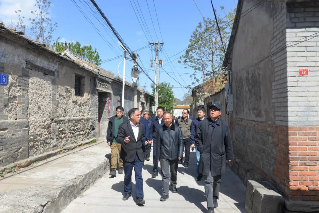 定准题 察真情 出实招 公司主题教育调查钻延装进行时”