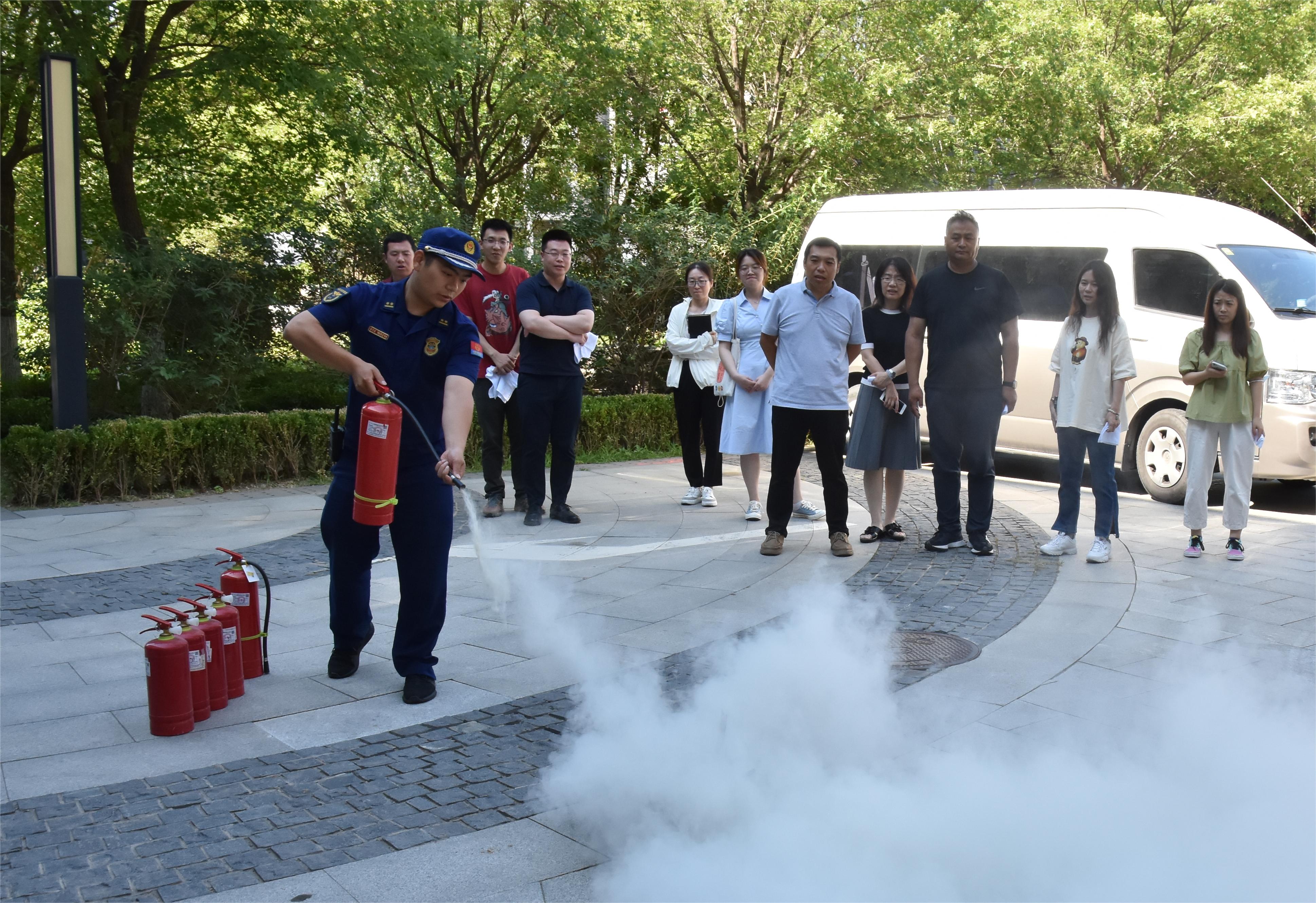 安全出产月 | 发展消防知识讲座 筑牢安全防前方