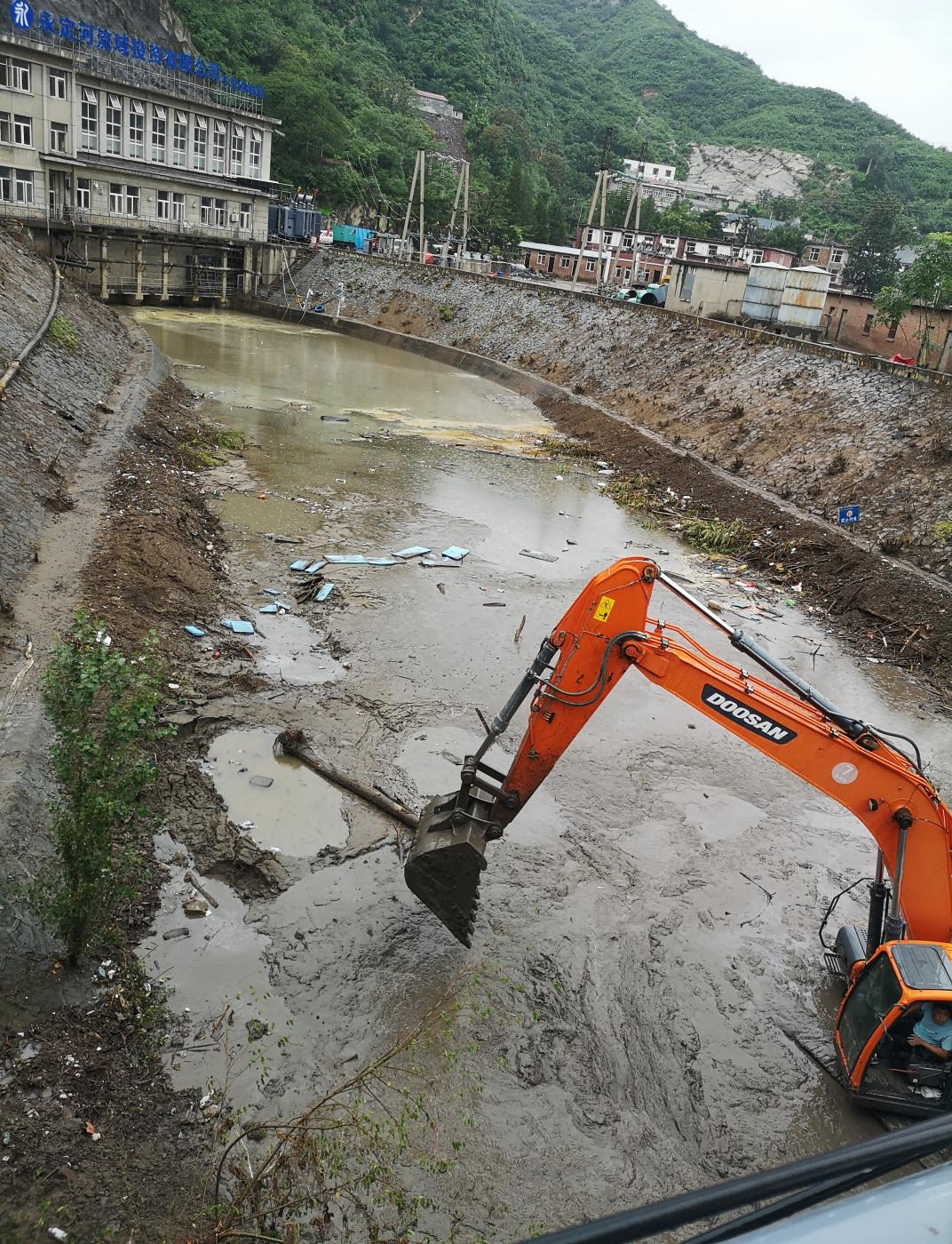 һ�ߴ��� | ȫ�������Τ�¹ٷ���վ��ͷ��ɽϿ�κ�·�����չ�ս������Ļ