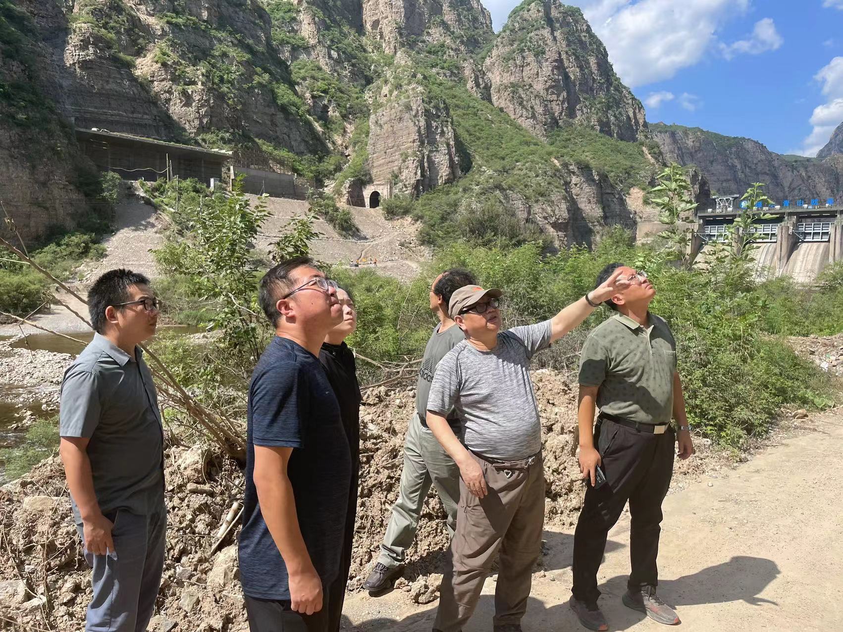 北京运营公司发展“两站两坝”灾后评估鉴定工作