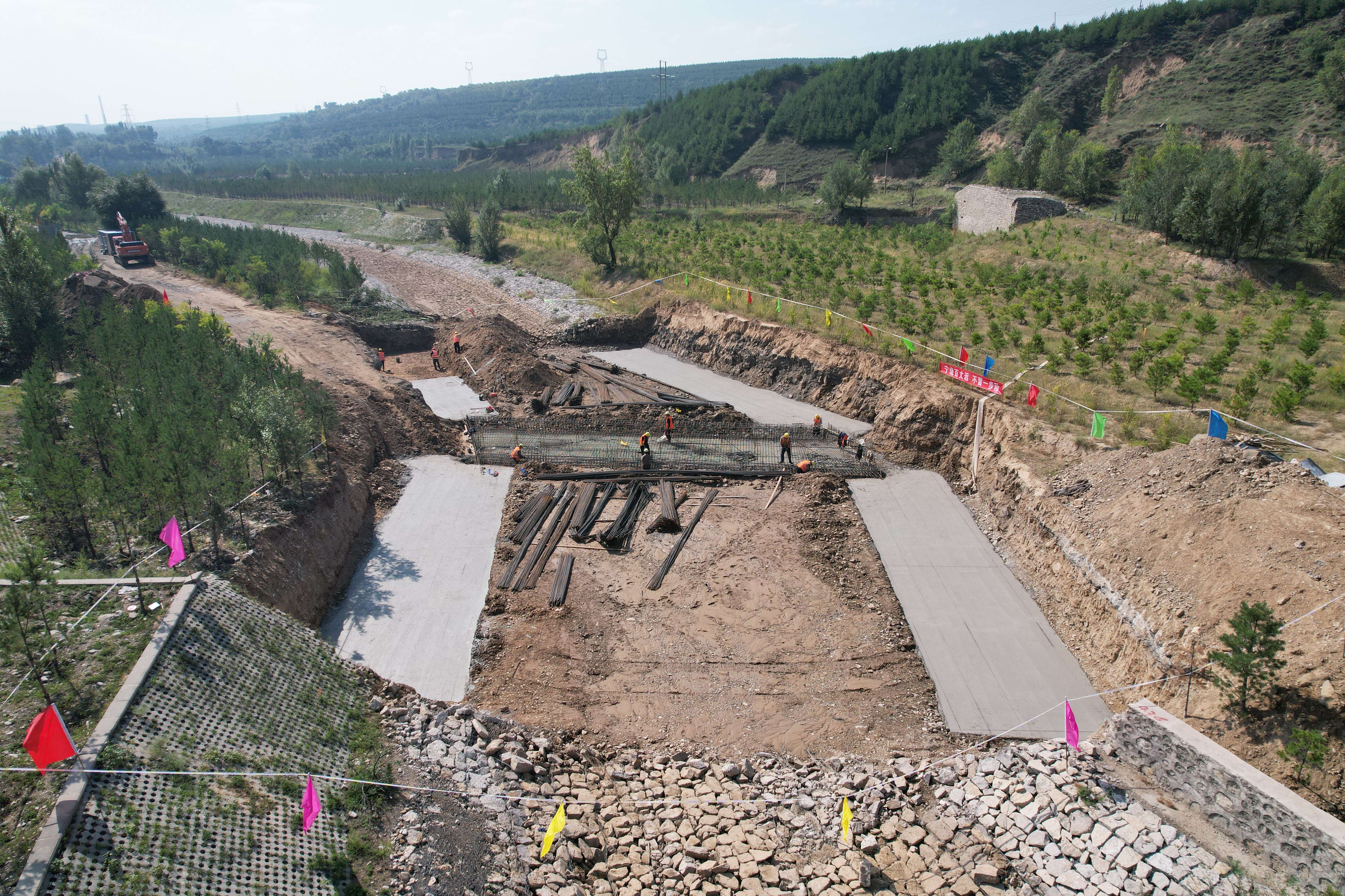 ��������Ʊ���1�Ŷ����亭��ڶκ�·�ۺ���������̬�������̼ӿ��ƶ�