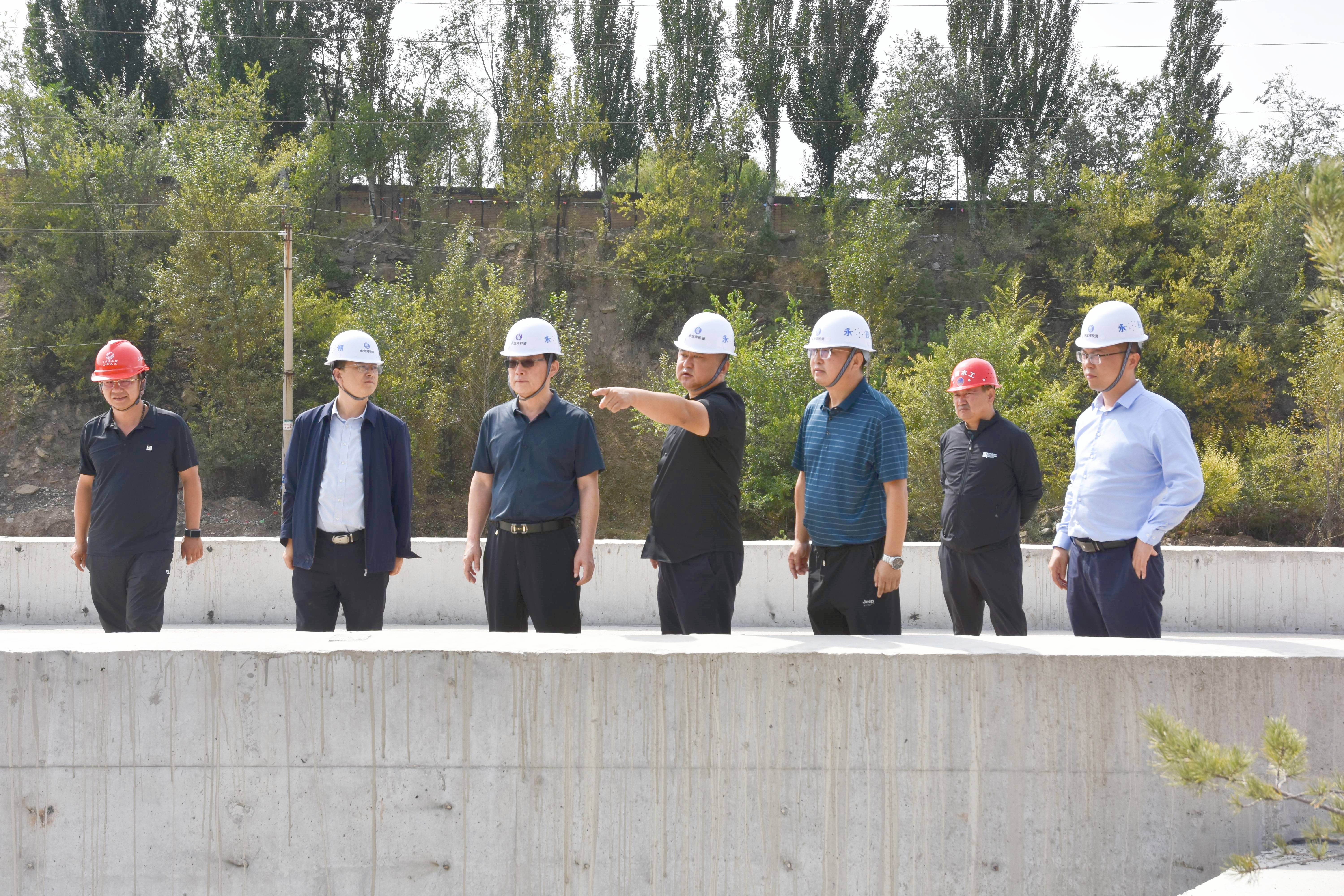 ��˾�����鳭�쵼˷��������