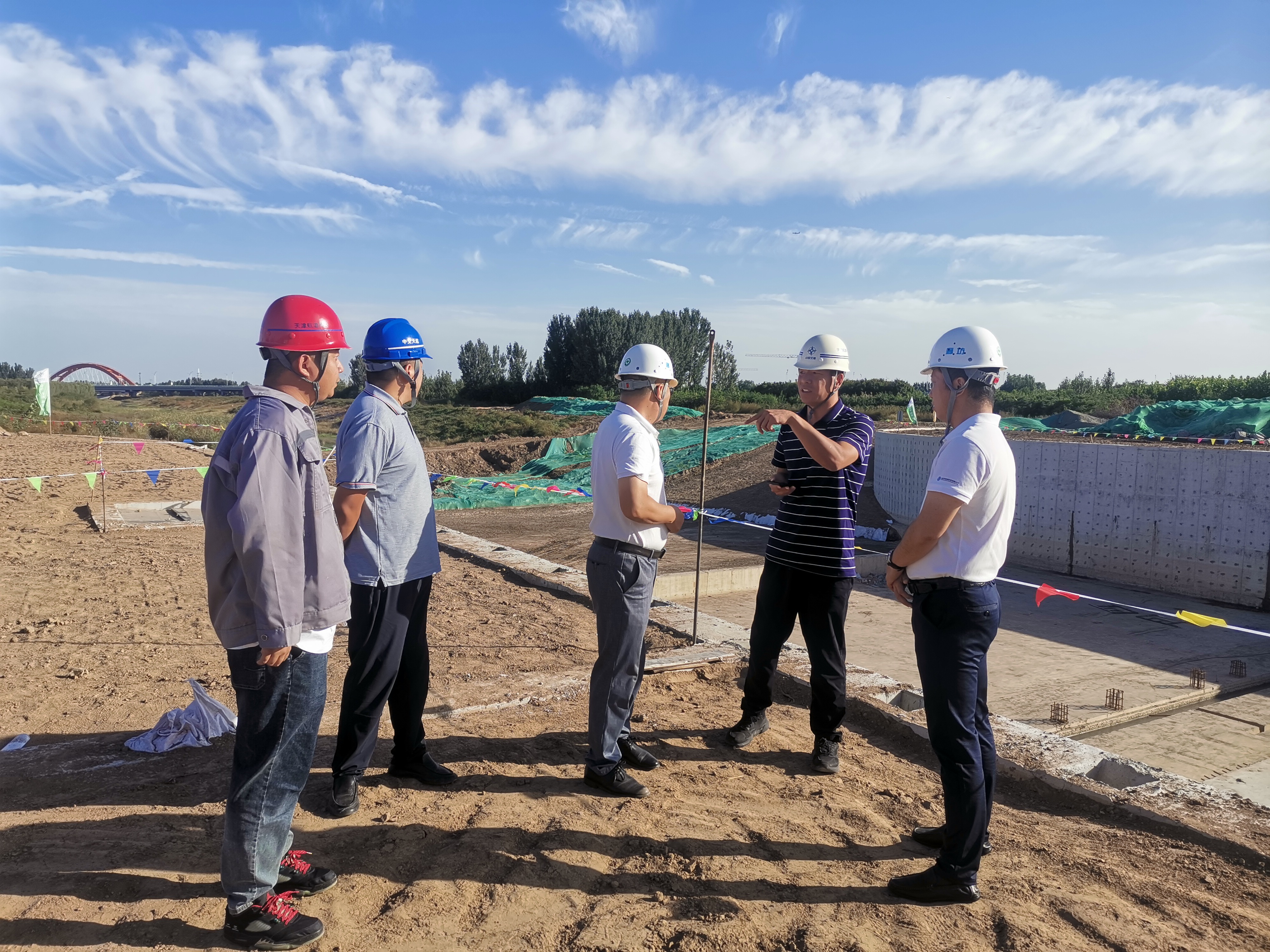 �ٷ�������ӹ�˾��չ��������ǰ��ȫ�鳭