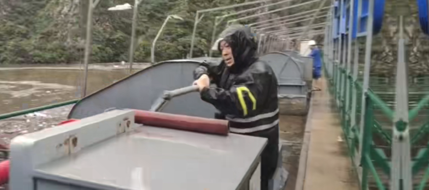 ս��ͼ | �������ϡ��������ϡ���ȫ���� �����׶�ˮ���ֺ���������