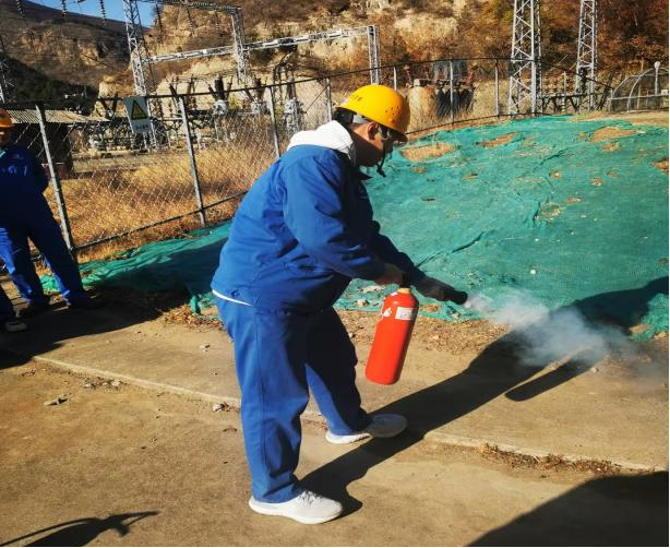 ������Ӫ��˾��չ������ȫ��ѵ