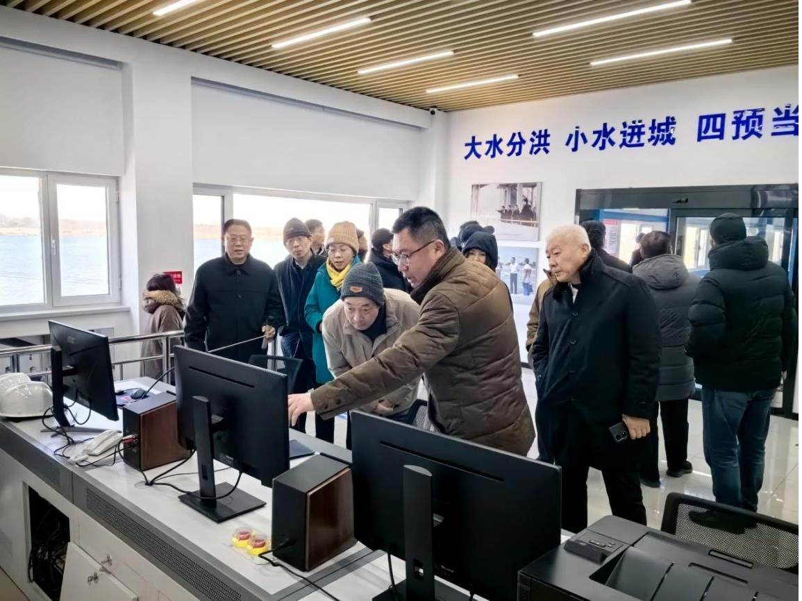 �����ۺ�����ս����ѯίԱ�Ḱ���ӵ���չ��23��7���������ش��ˮ����