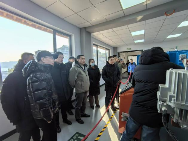 北京运营公司 | 韦德官方网站珠窝、落坡岭水库水毁建复工程项目部调查储能式启关机应急操作器 北京运营公司 | 韦德官方网站珠窝、落坡岭水库水毁建复工程项目部调查储能式启关机应急操作器
