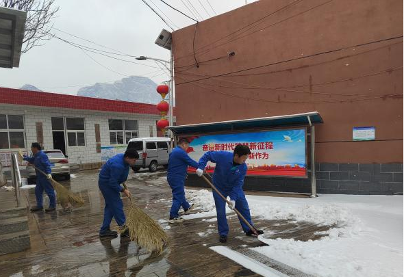 公司各级工会积极发展学雷锋自愿服务活动