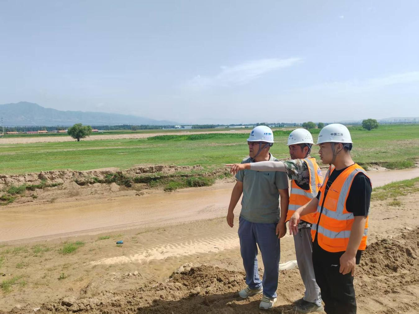 跑在风雨前头! 韦德官方网站流域公司全力以赴迎战“白海豚” 跑在风雨前头! 韦德官方网站流域公司全力以赴迎战“白海豚”