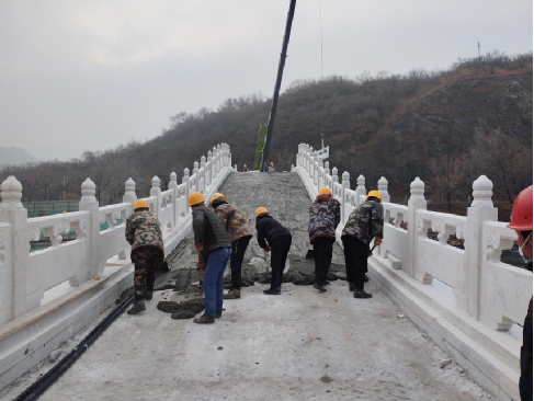 �����鶷���� �����һ���족���顰�ܹ�ս��