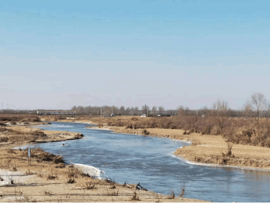 ȫ��ͨˮ123�� Τ�¹ٷ���վ��ѩһ�߾�������