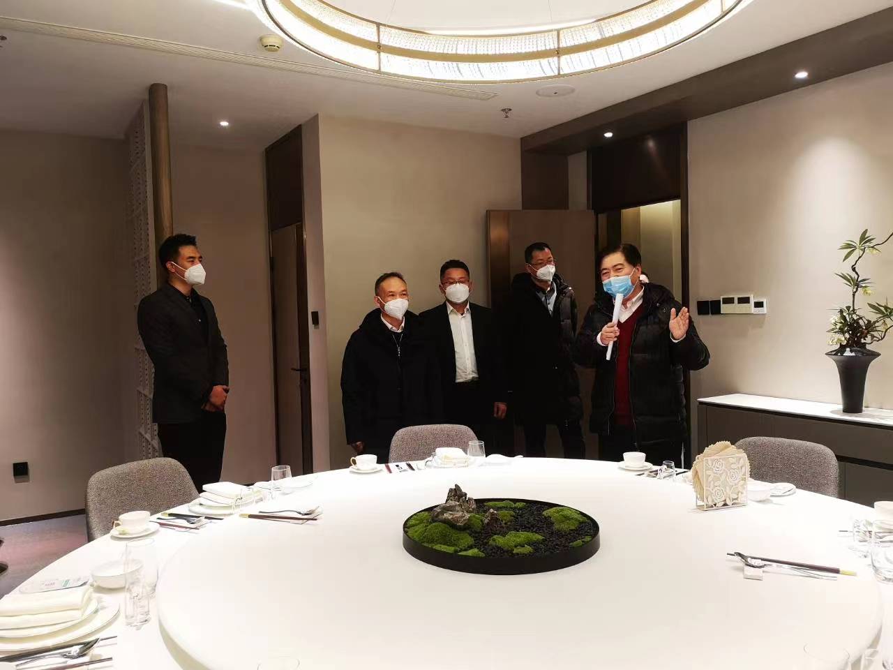  ��˾��Ҫ������������ɽˮ���׵겢ο��Ա��