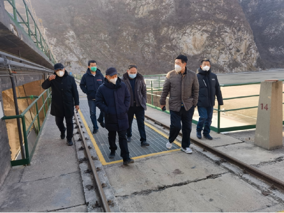 公司重要辅导查抄韦德官方网站山峡段节日运行情况并慰问一线员工