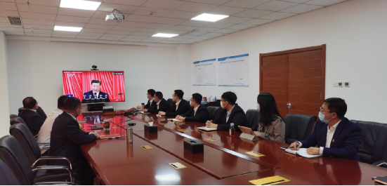 �ٷڵ����ϵ�֧����֯��Ա�ɲ�ְ�������Թ۵��Ķ�ʮ��ʢ��