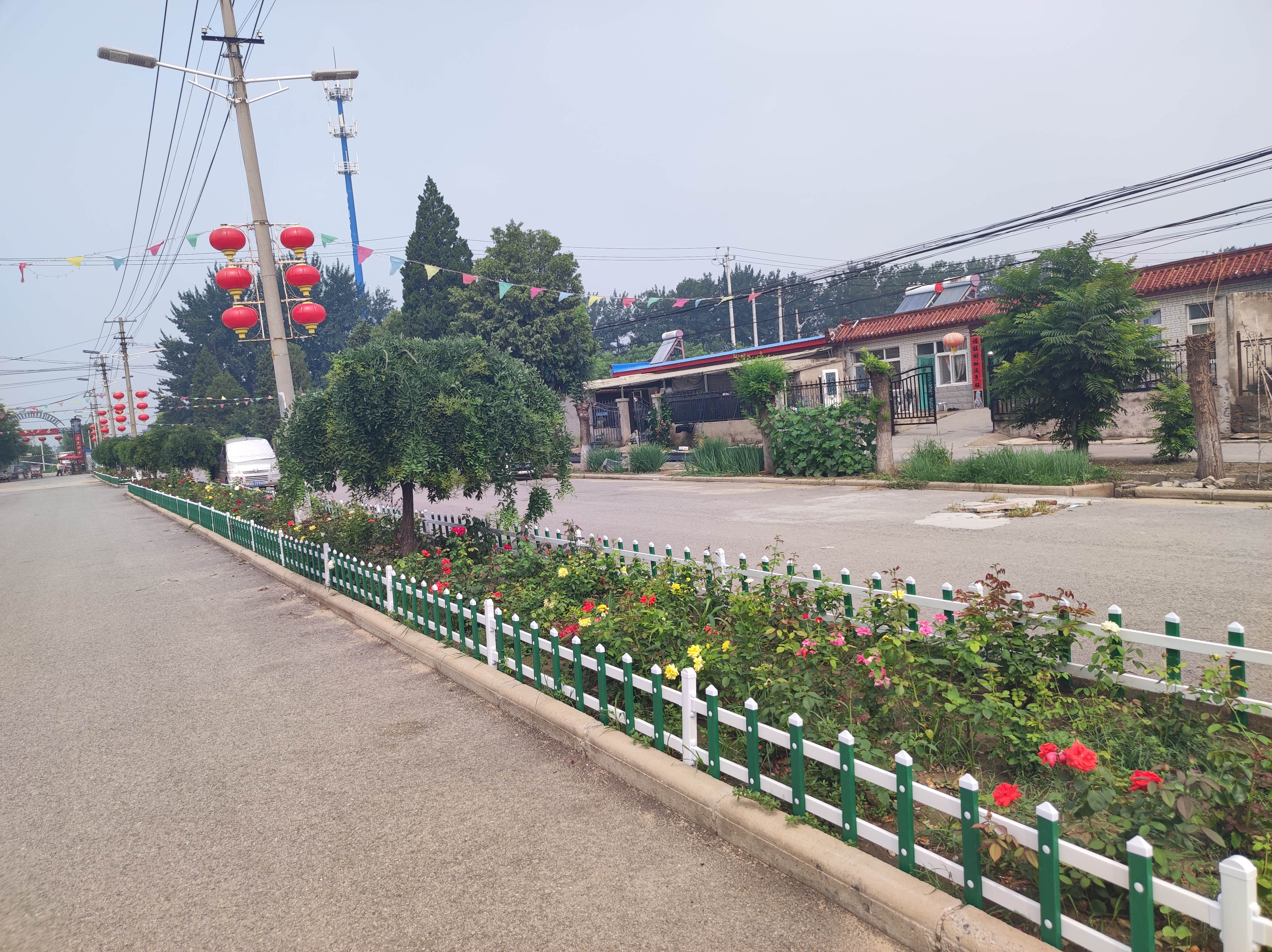 一面锦旗 一份责任 一种注定 村落振兴彰显国企担任